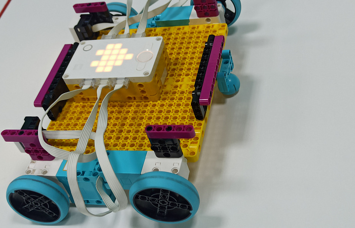 LEGO SpikePrime в центре «Точка Роста»