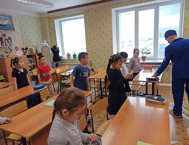«Посвящение первоклассников в юные пешеходы»